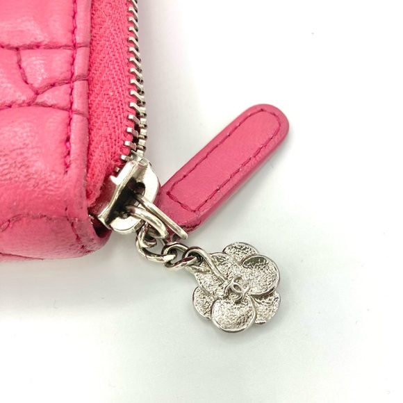 CHANEL Lambskin Camellia Embossed Zip Around Large Gusset Wallet - Picture 4 of 10